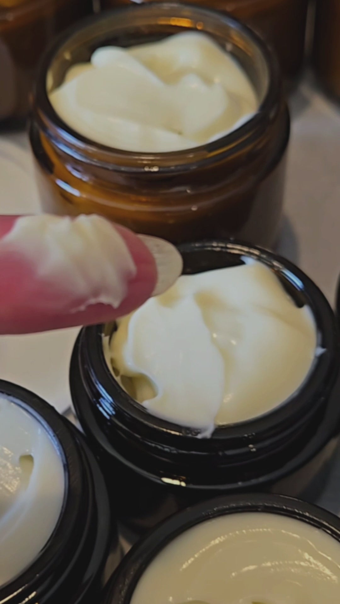 The Decadent Veil – Cashmere & Sandalwood Body Butter